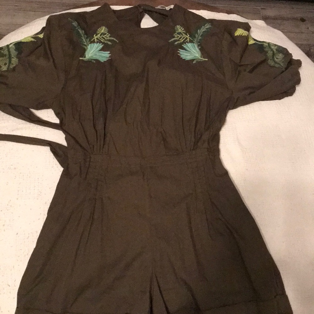 Zara Olive Roper
